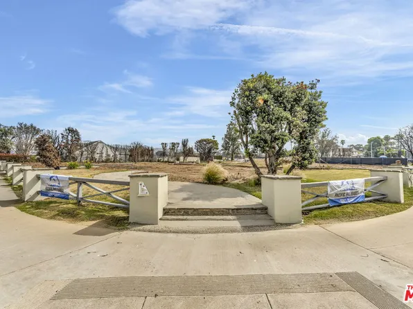 14827 Pampas Ricas Blvd, Pacific Palisades, CA 90272