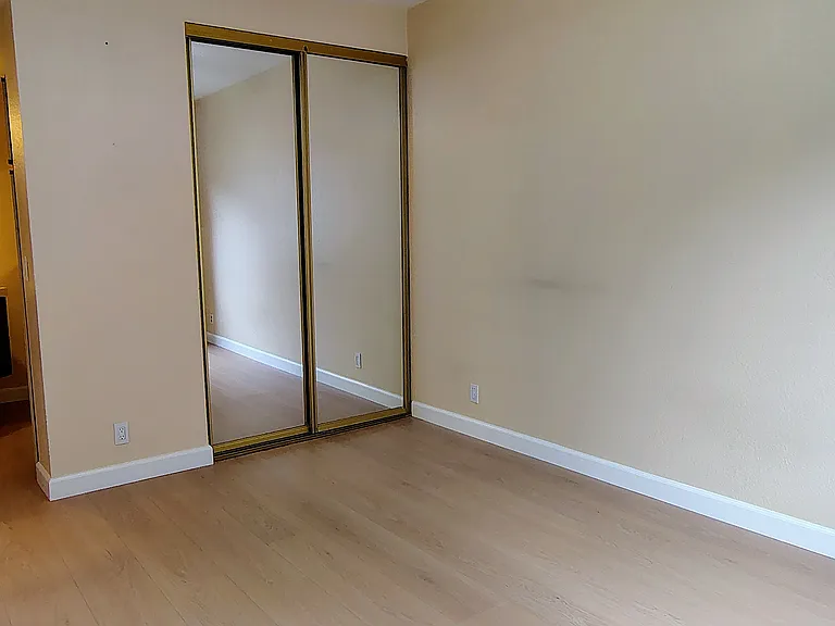 1542 Thornleaf Way — Photo 18