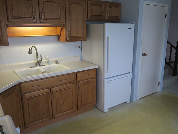 3rd image of 7623 Catalpa Ave