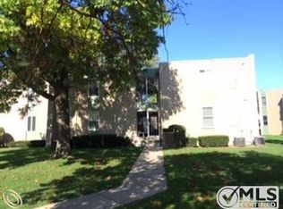 33357 Fargo St, Livonia, MI