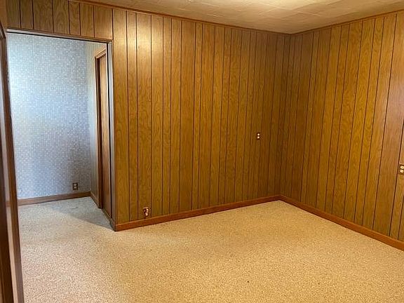 5th image of 605 2nd St