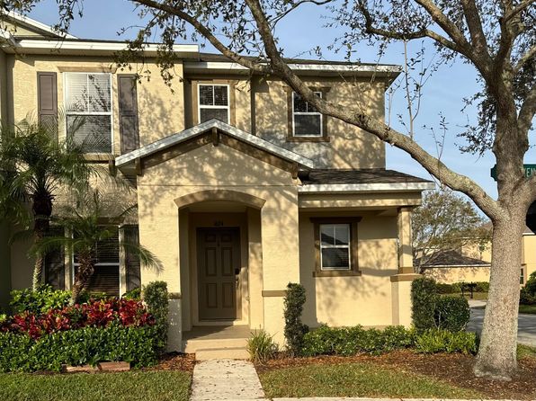 1624 Pointe West Way