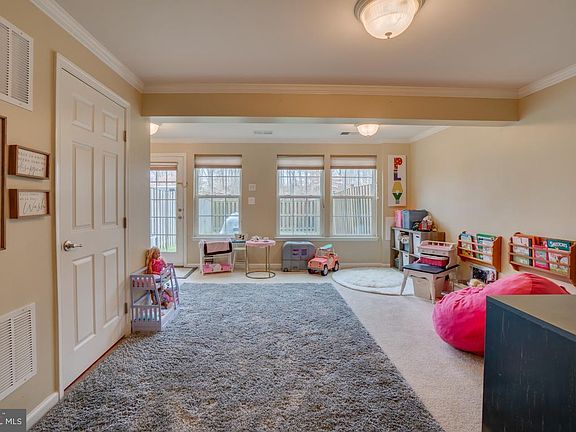 5th image of 269 Woodstream Blvd