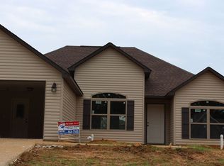 93 Dakota Cv, Jackson, TN 38301