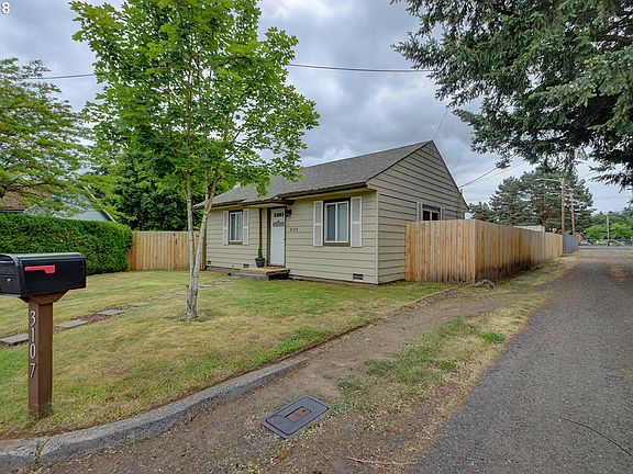 2nd image of 3107 E 24th St