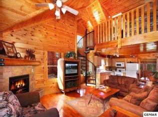 839 Golf View Blvd, Pigeon Forge, TN 37863