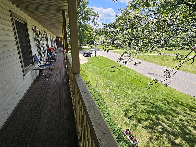 1233 Main St #2 — Photo 7