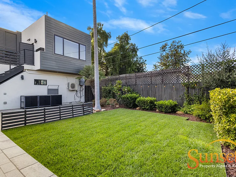 4256 Napier St — Photo 24