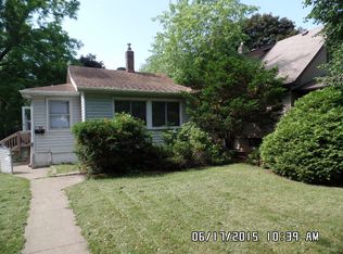 1108 Jessamine Ave E, Saint Paul, MN 55106