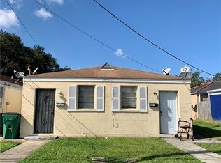211 7th St, Gretna, LA 70053