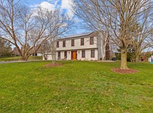 W234S4935 Woodchuck Ln, Waukesha, WI 53189