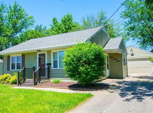 364 23rd Pl, Clinton, IA 52732