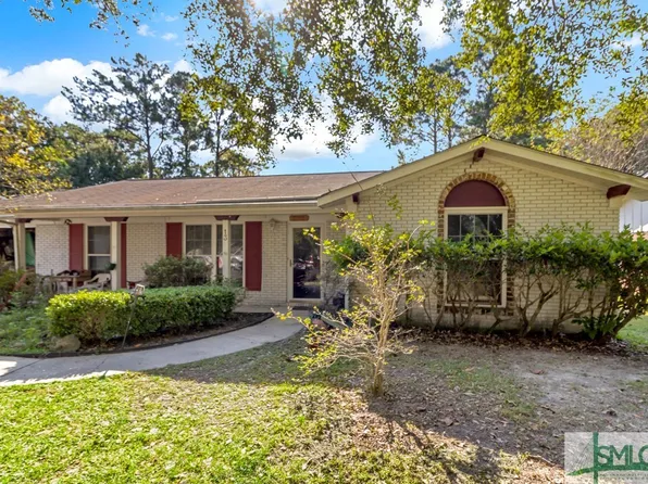 13 Canterbury Circle, Savannah, GA 31419