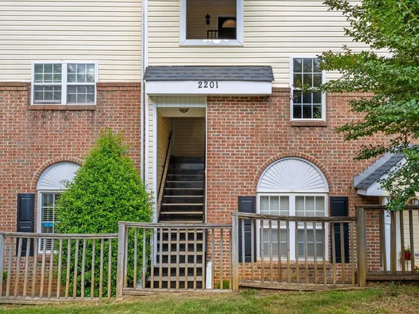 2201 Mountain Mist Ct Unit 202, Raleigh, NC 27603