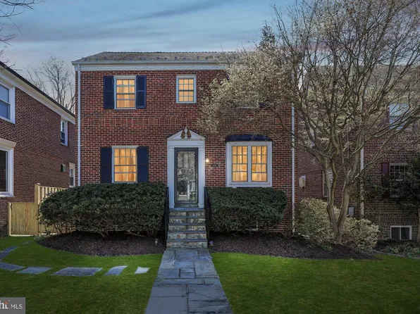 4420 Butterworth Pl NW, Washington, DC 20016