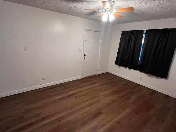 3rd image of 13916 Elaine Ave