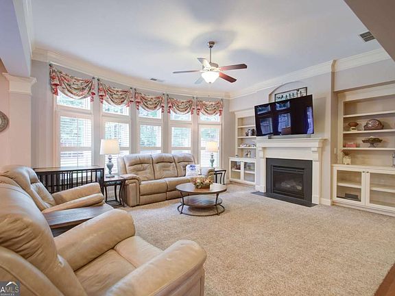 4th image of 5731 Islington Dr