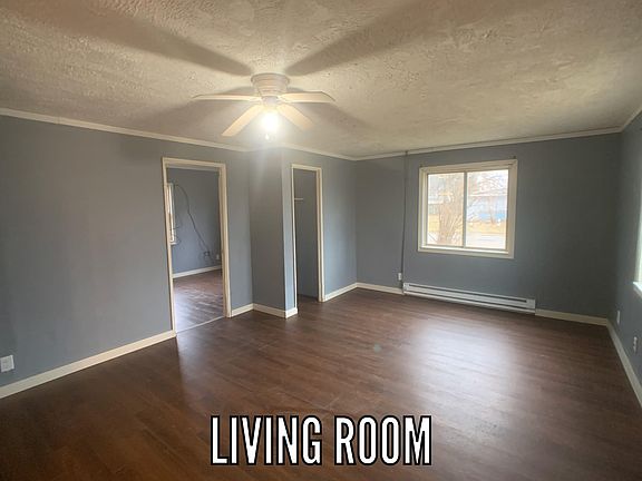 2nd image of 701 Plum St