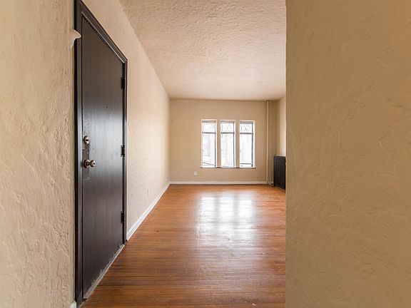 4th image of 3753 N Meridian St APT 101