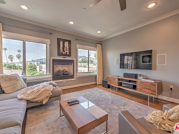 4th image of 1410 N Curson Ave APT 404