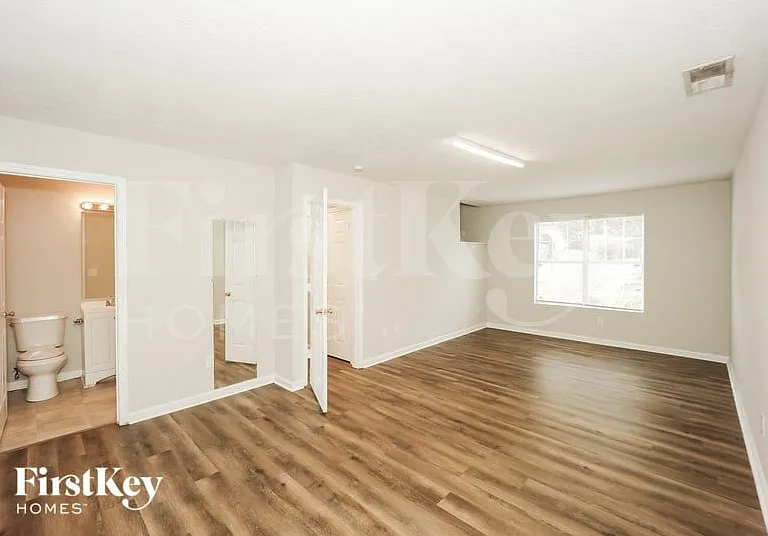 5692 Norman Ct — Photo 9