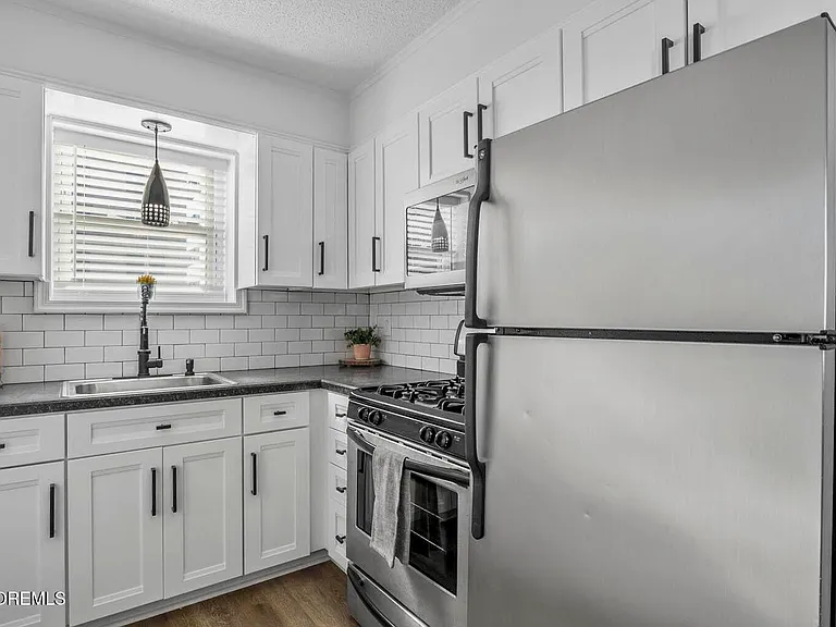 455 Ocean Blvd #27 — Photo 5