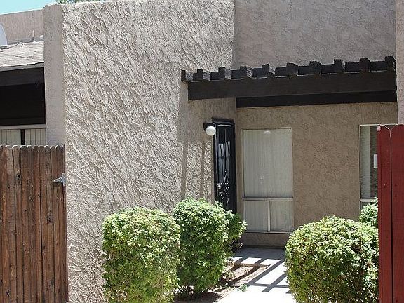 3rd image of 629 N Mesa Dr APT 21