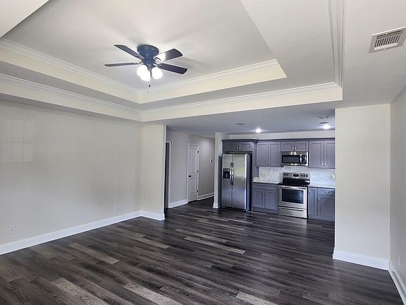 3rd image of 103 Jaybee Dr
