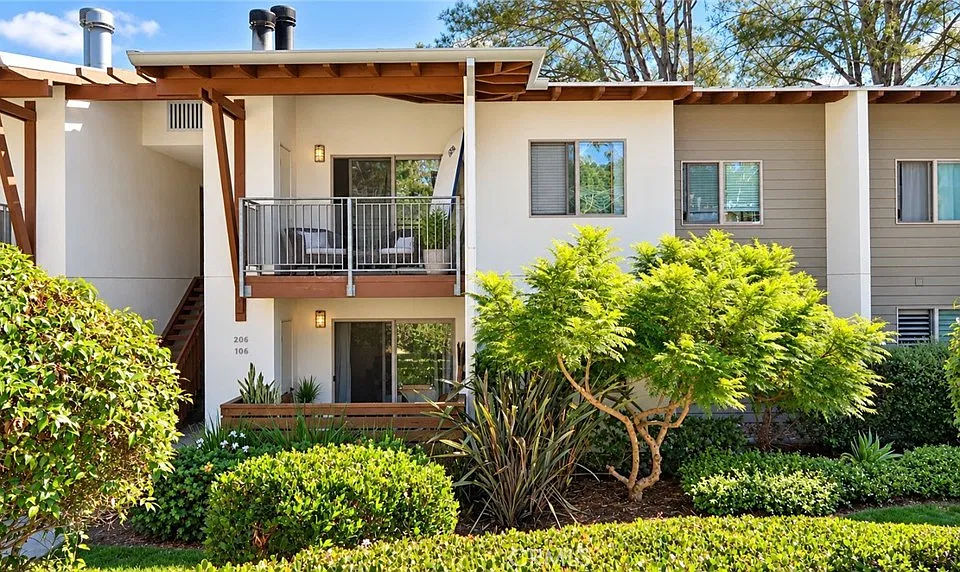1710 S El Camino Real S #E106