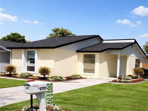8203 Olivewood Pl, Tampa, FL 33615
