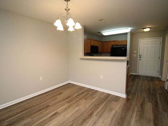 5th image of 7100 W Friendly Ave Unit 111