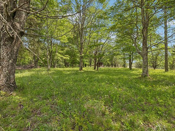 5th image of 473 Hickory Corner Rd