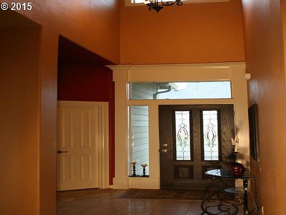 5th image of 508 NE 167th Ave