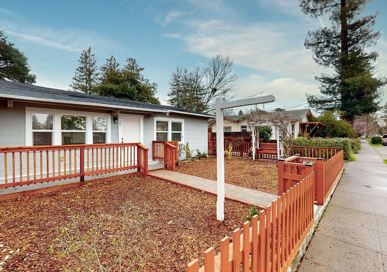 Coming Soon! Beautiful 2 Bedroom 1.5 Bathroom Home! Short Distance of SRJC! — Photo 1