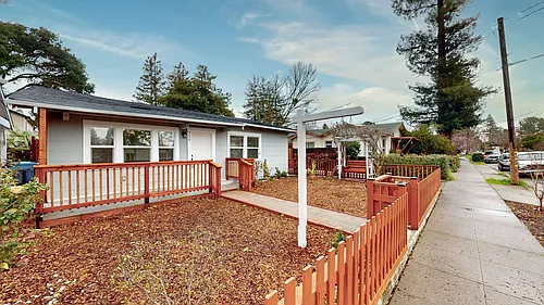 729 McConnell Ave Photo 1