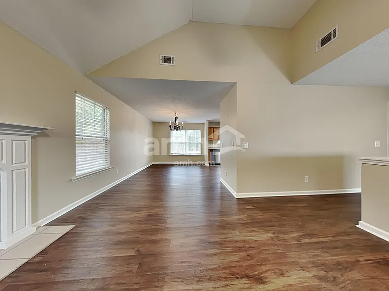 112 Fox Trce — Photo 7