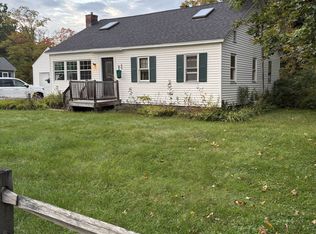 32 Kearsarge Ave #2, Contoocook, NH 03229