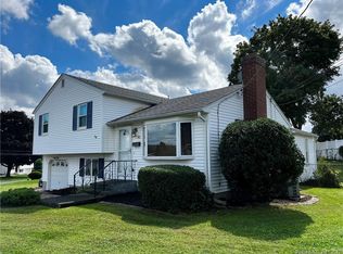 91 Old Farm Dr, Newington, CT 06111