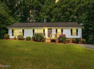 1004 Candlewood Cir, Siler City, NC 27344