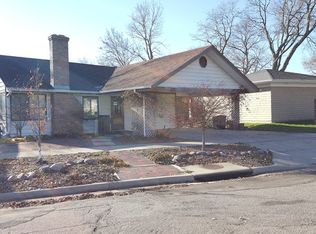 519 Riverside Dr, Yankton, SD 57078