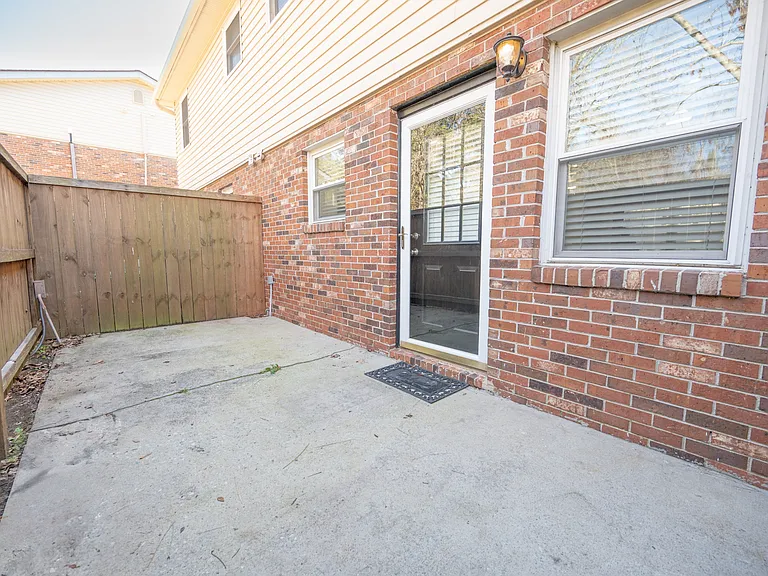 415 Parkdale Dr #18C — Photo 26