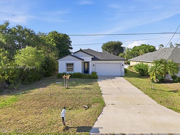 3rd image of 500 Sunset Rd N