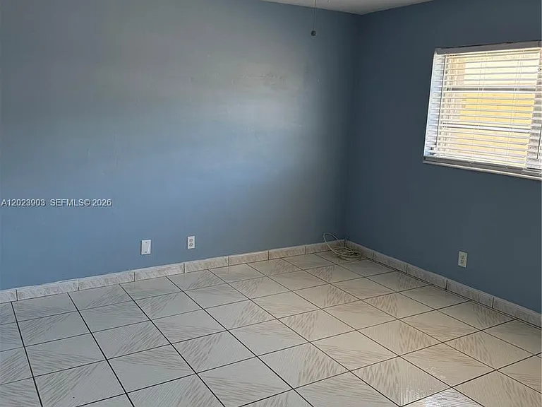 3525 Polk St #7 — Photo 8
