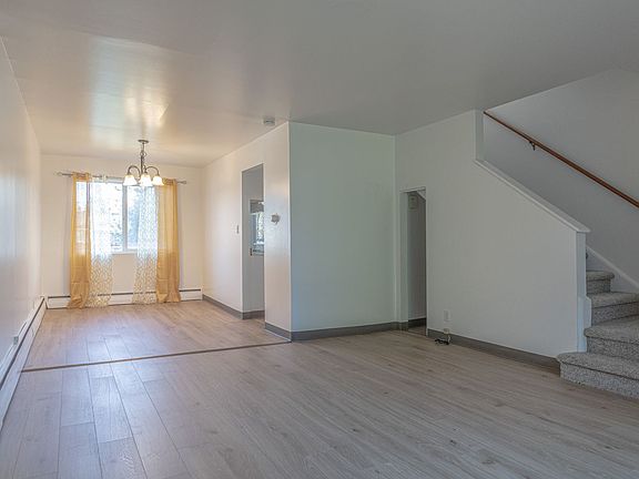 2nd image of 1227 McCarty Ave