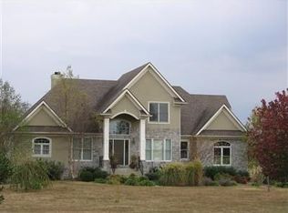 106 Locust Grove Dr, Georgetown, KY 40324