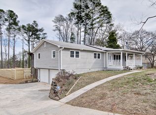 3027 Leesburg Trl, Woodstock, GA 30189