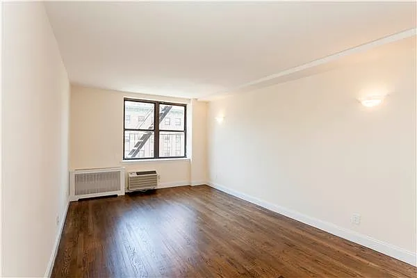 Rented by Mirador Real Estate | media 16