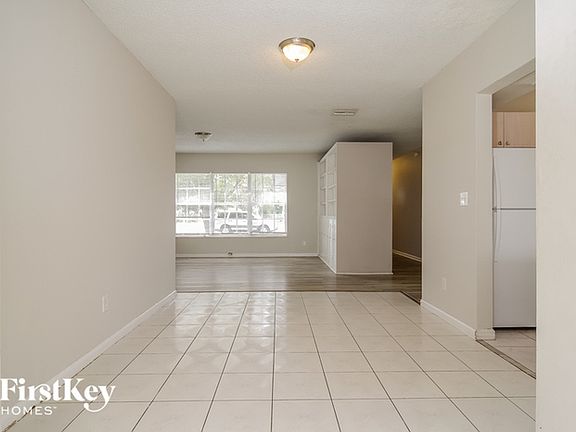 5th image of 1520 NW 55th Ave