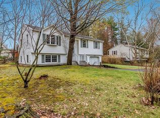5 Sprucewood Dr, Rochester, NH 03867