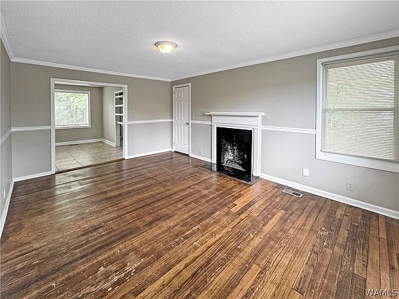 5th image of 142 Circlewood